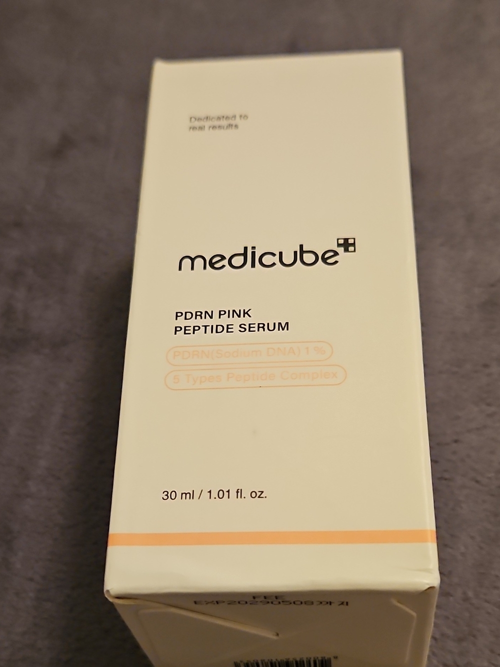 Medicube PDRN Pink Peptide Serum - Pink